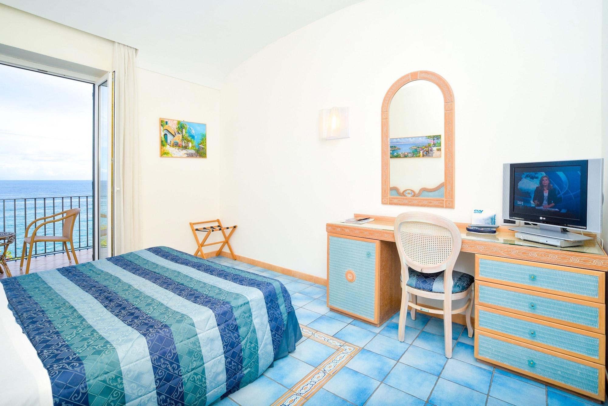 Albergo Italia - Beach Hotel 卡萨米乔拉泰尔梅 外观 照片