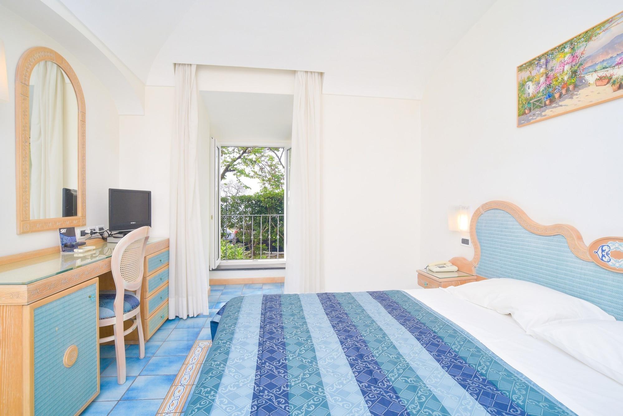 Albergo Italia - Beach Hotel 卡萨米乔拉泰尔梅 外观 照片